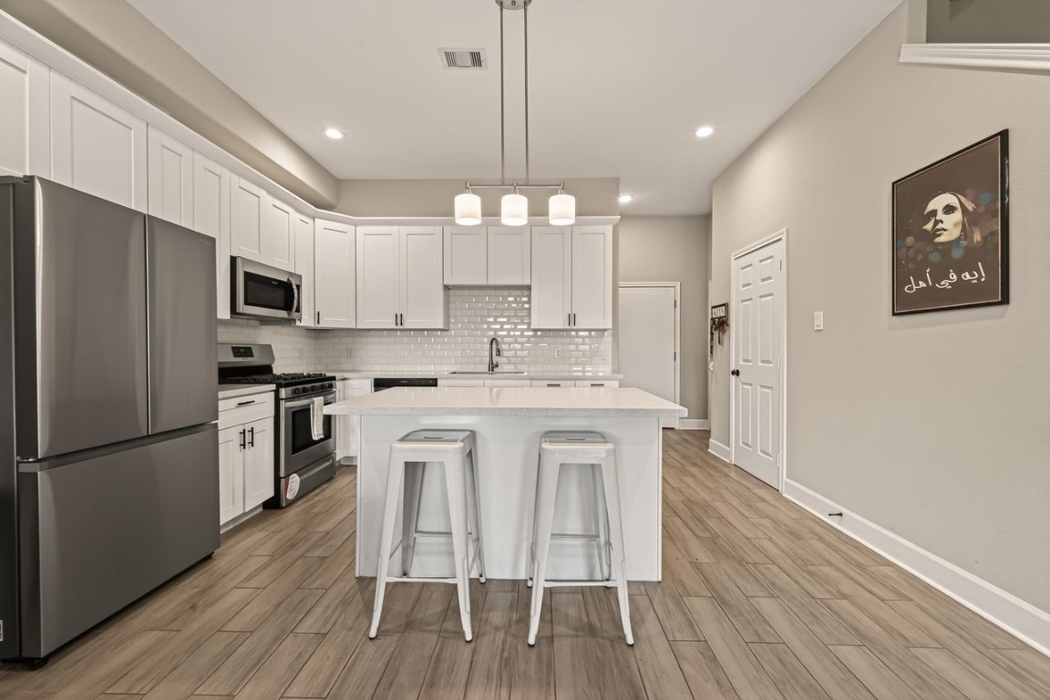 9724 Racine Street Houston, TX 77029 - Photo 7 of 27