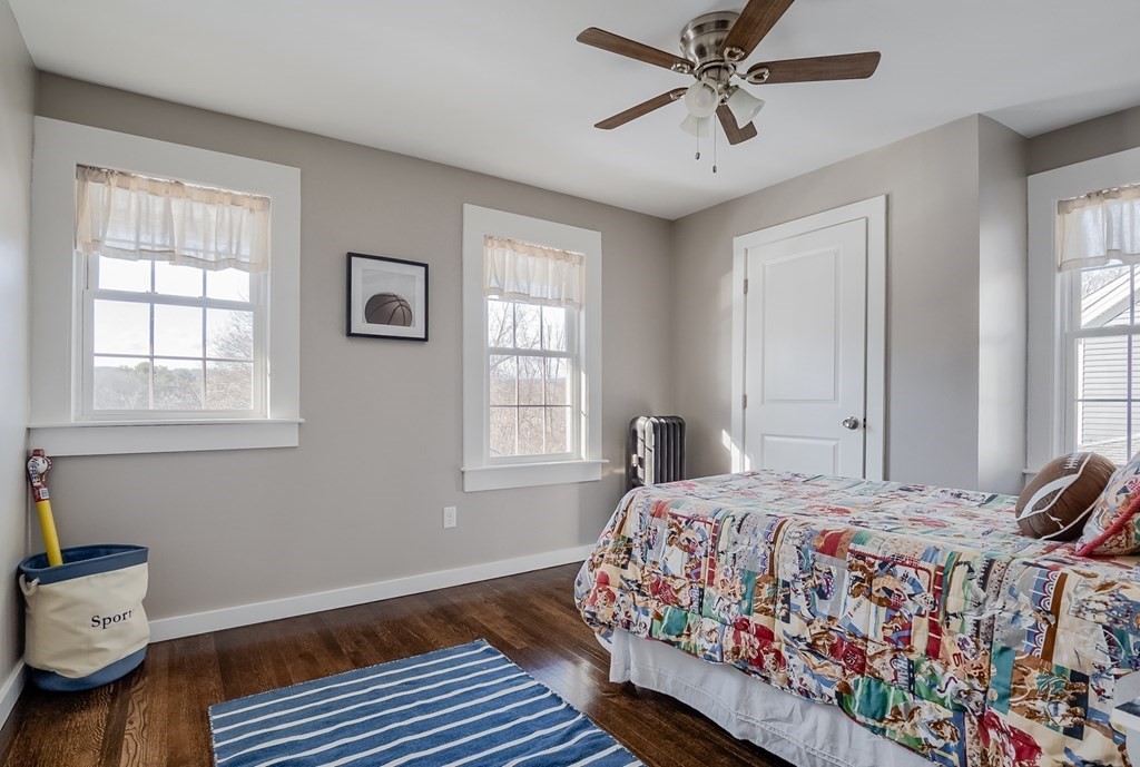 15 Westview Road Worcester, MA 01602 - Photo 25 of 36 a bedroom with a bed and a window