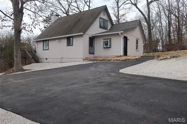 $220,000 | 8405 Midway Drive, Cedar Hill, MO 63016