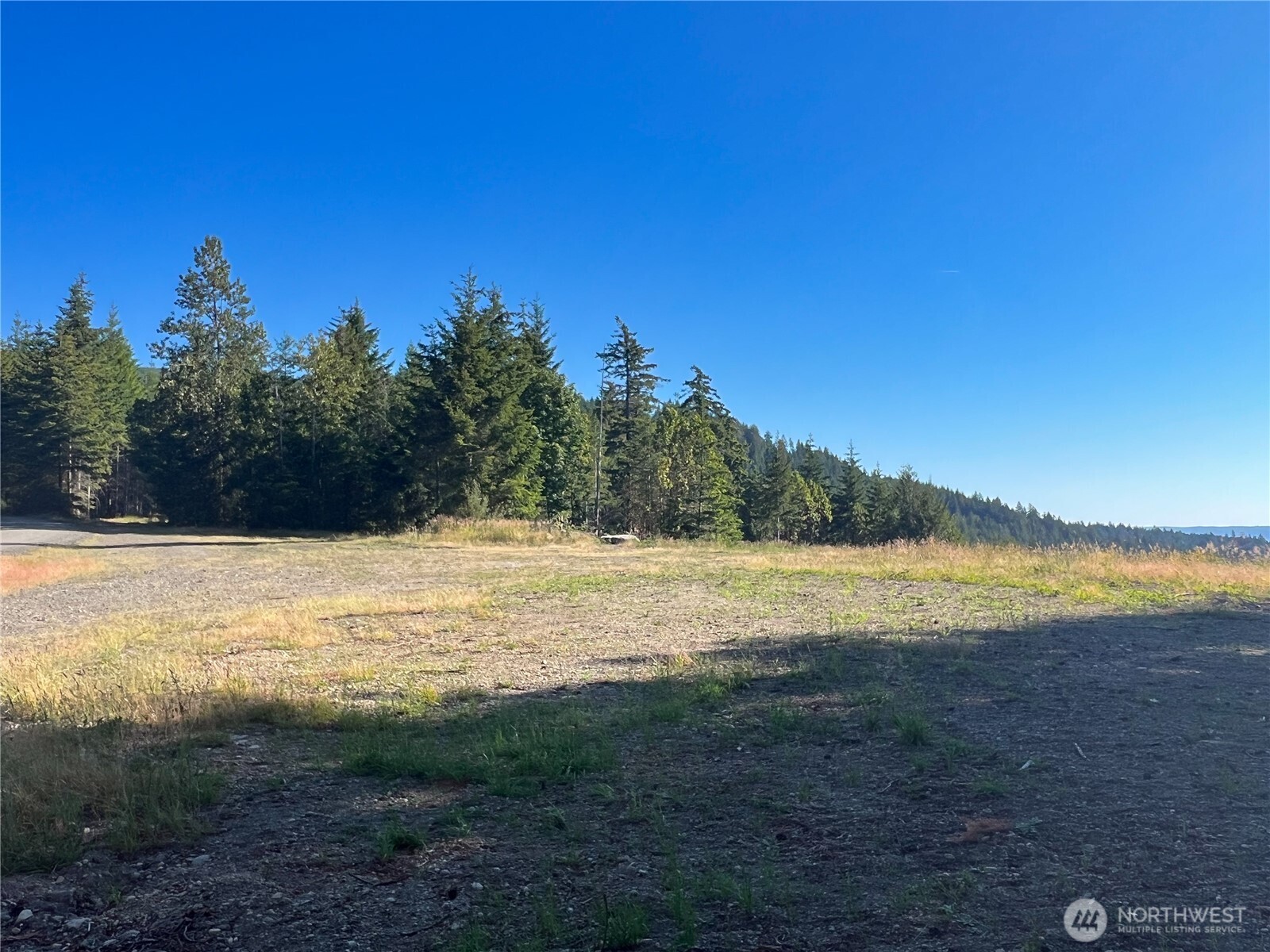 3-xxxx Mt Jupiter Road Brinnon, WA 98320 - Photo 11 of 31 a view of an ocean and beach