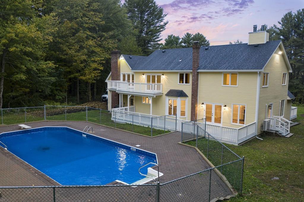 135 Flagg Road East Brookfield, MA 01515 - Photo 3 of 33 Gallery Image 3