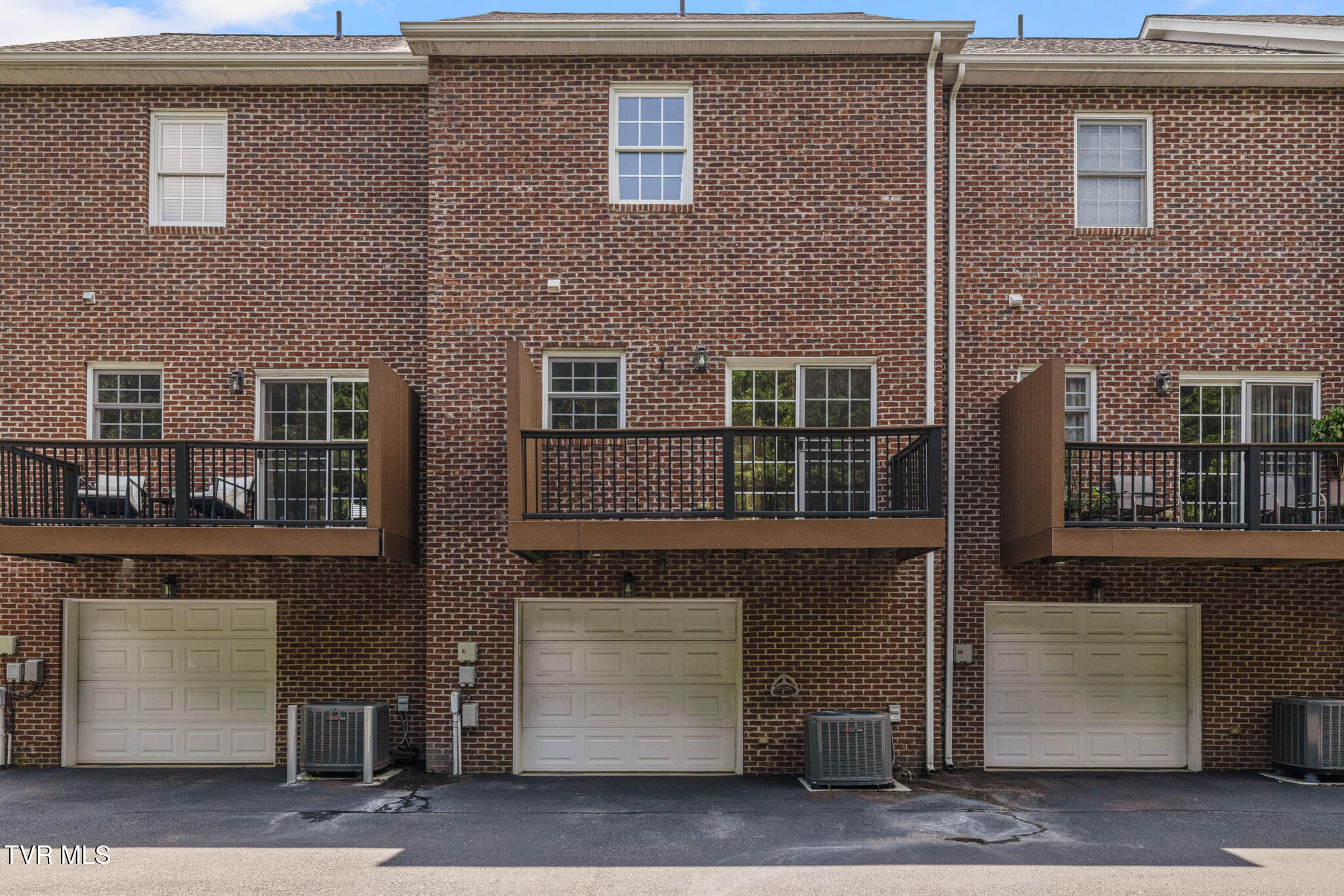 601 West Mountainview Road, Unit 203 Johnson City, TN 37604 - Photo 34 of 34 IMG_2538