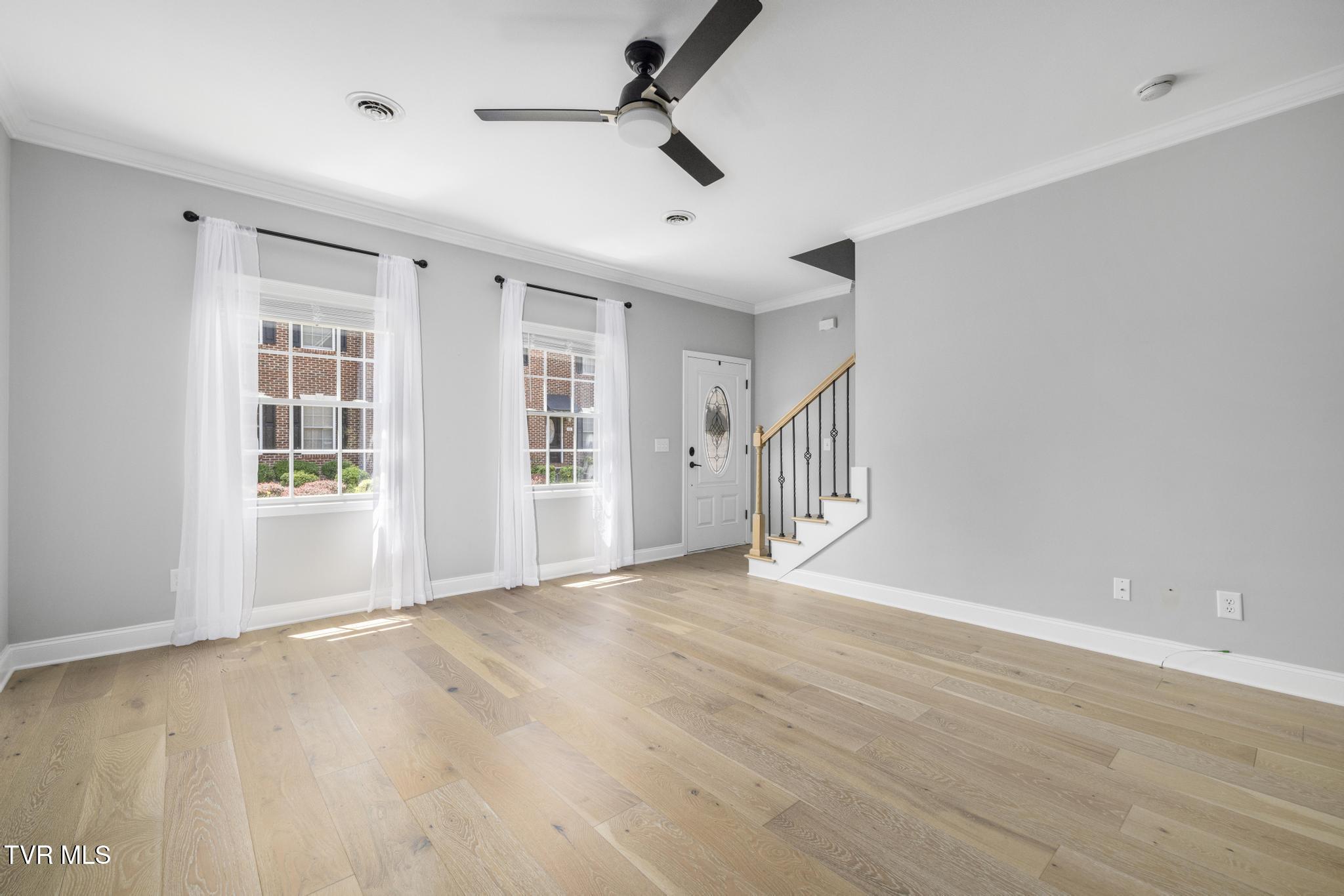 601 West Mountainview Road, Unit 203 Johnson City, TN 37604 - Photo 6 of 34 IMG_2378