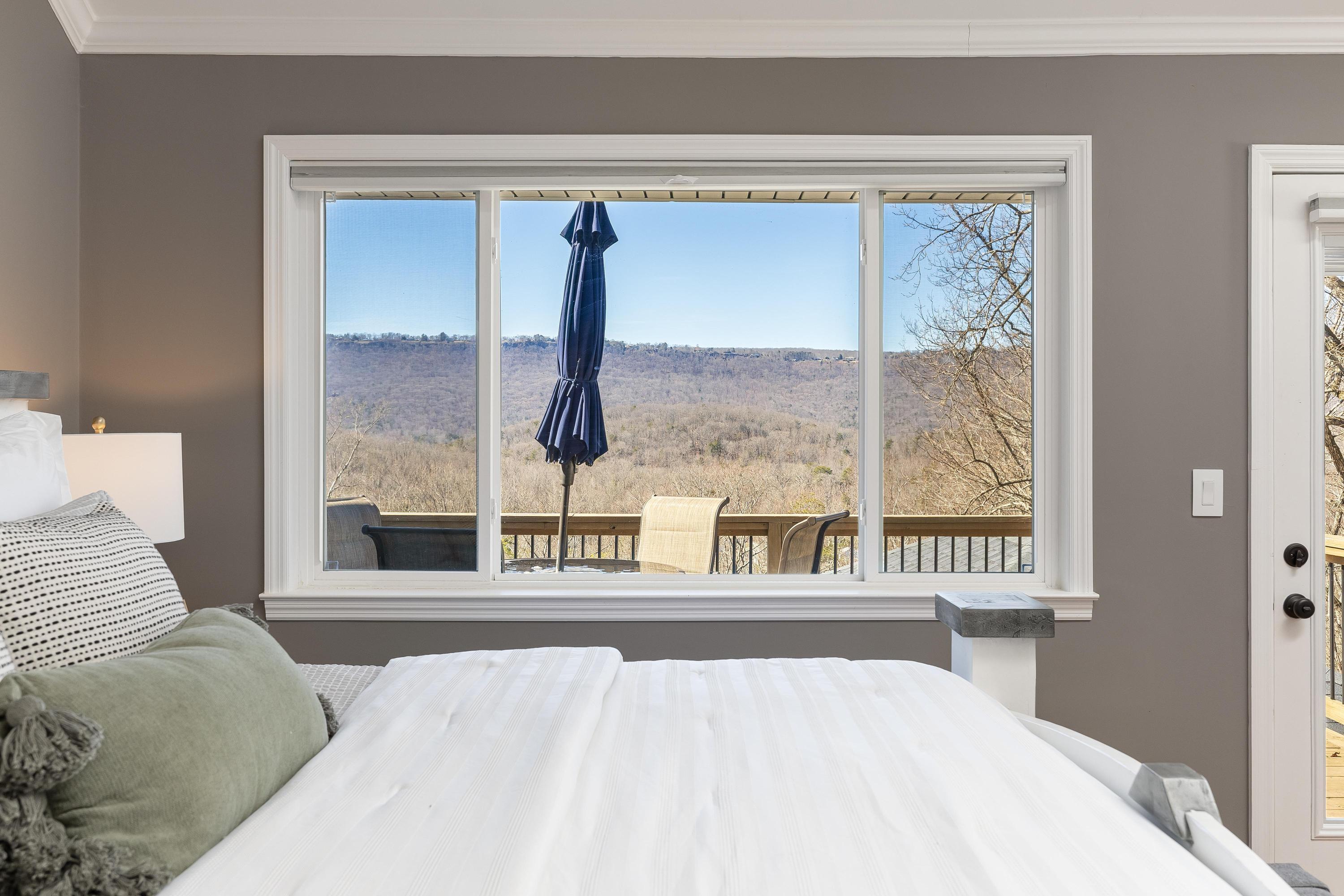 5977 Crestview Drive Hixson, TN 37343 - Photo 22 of 59 2025_02_February_5977_Crestview_Dr_0022