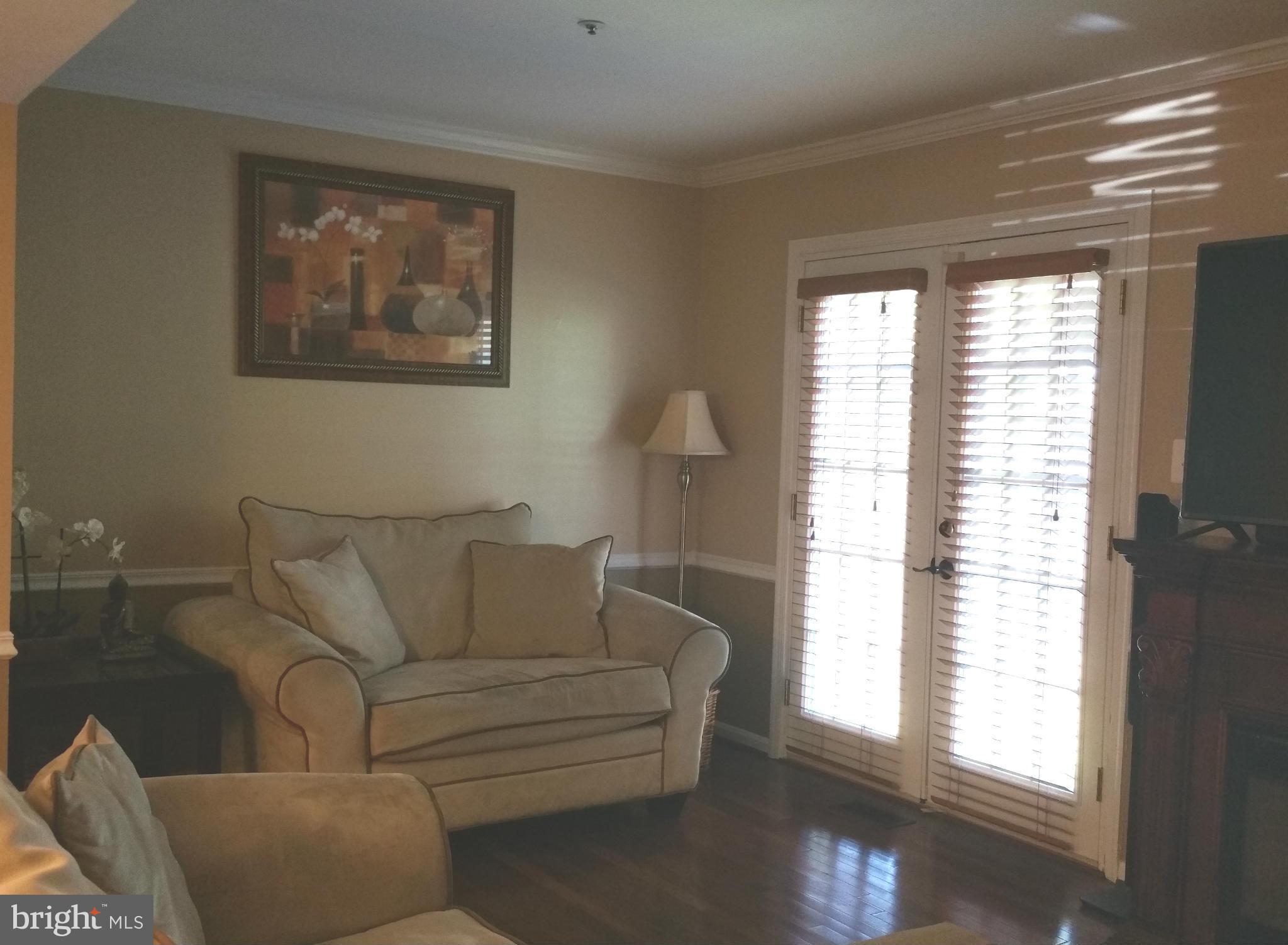 8647 Ritchboro Road District Heights, MD 20747 - Photo 4 of 21 Living Room