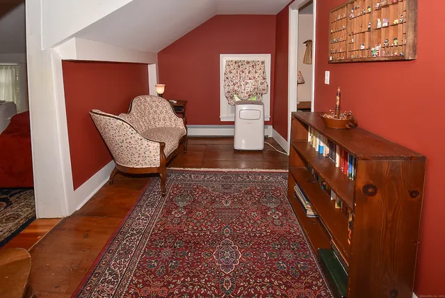 $335,000 | 256 Park Avenue, Bloomfield, CT 06002