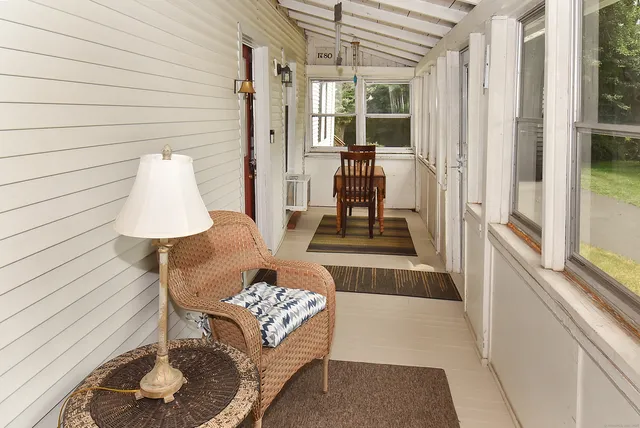 $335,000 | 256 Park Avenue, Bloomfield, CT 06002