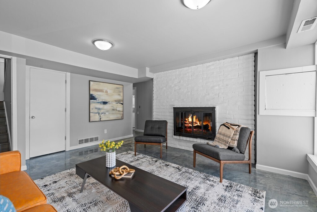 2323 Talbot Road South Renton, WA 98055 - Photo 23 of 30