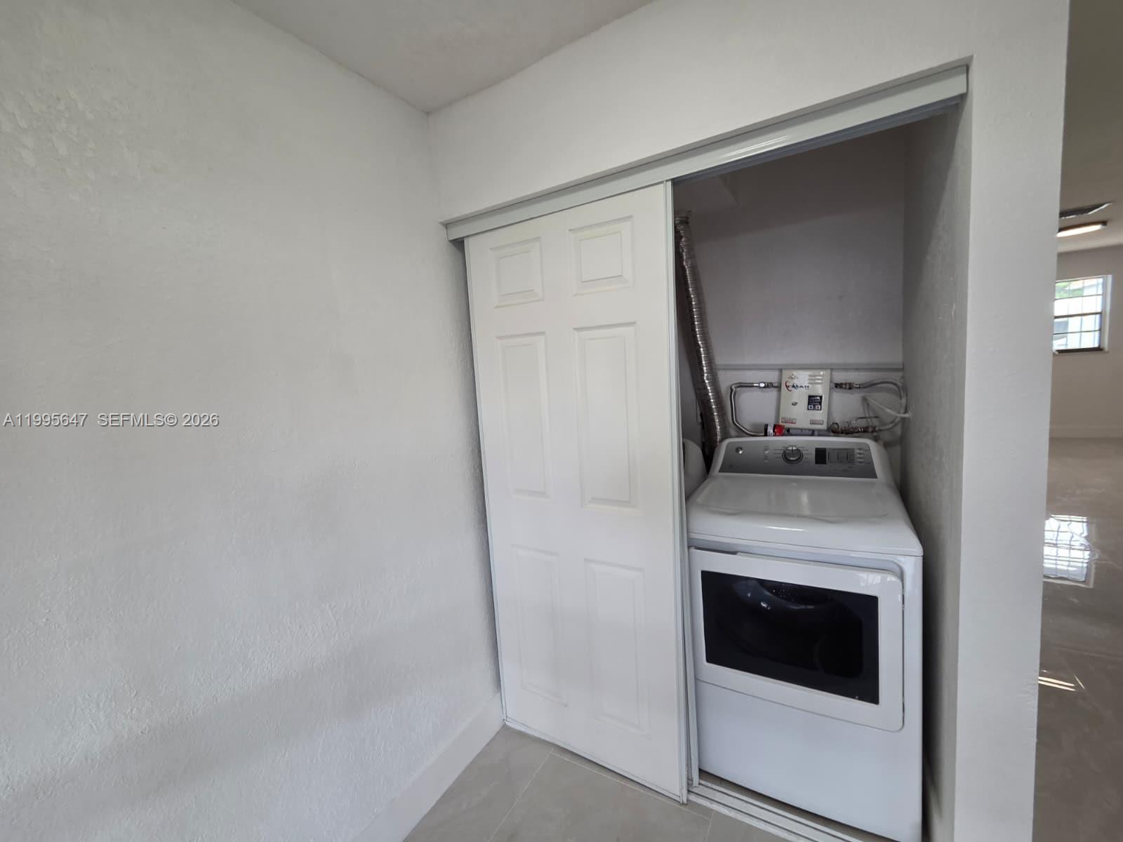 550 Southwest 115th Avenue, Unit 405H Sweetwater, FL 33174 - Photo 10 of 43