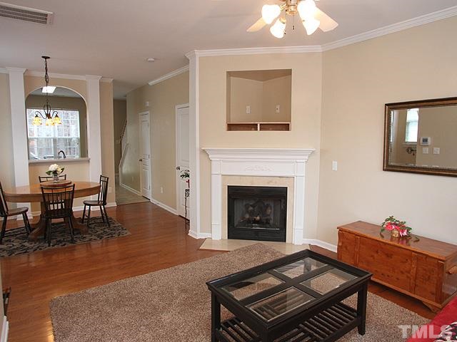 4430 Sugarbend Way Raleigh, NC 27606 - Photo 4 of 14 Gallery Image 4