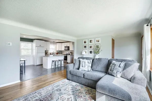 $369,900 | 16088 Jordan Avenue Southeast, Prior Lake, MN 55372