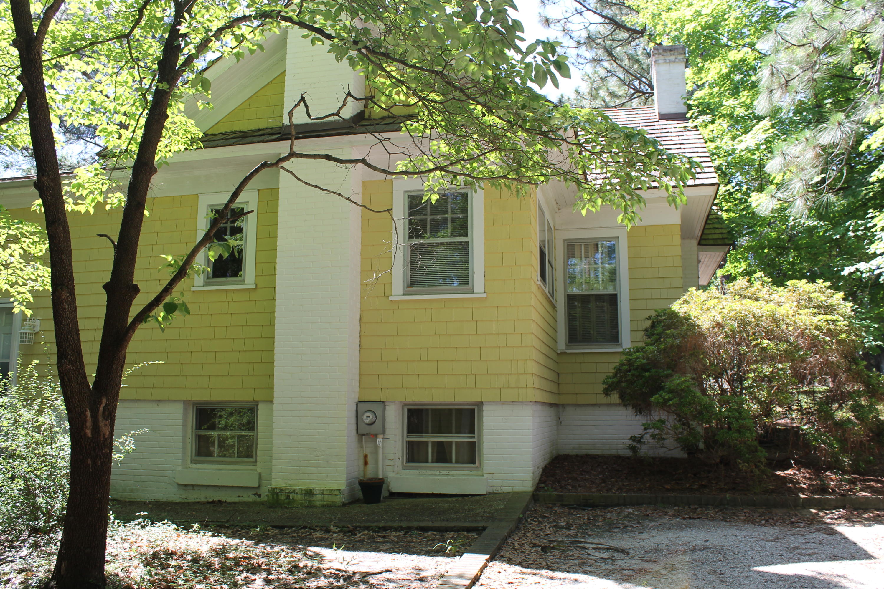 5 Everette Road Pinehurst, NC 28374 - Photo 4 of 25 Side