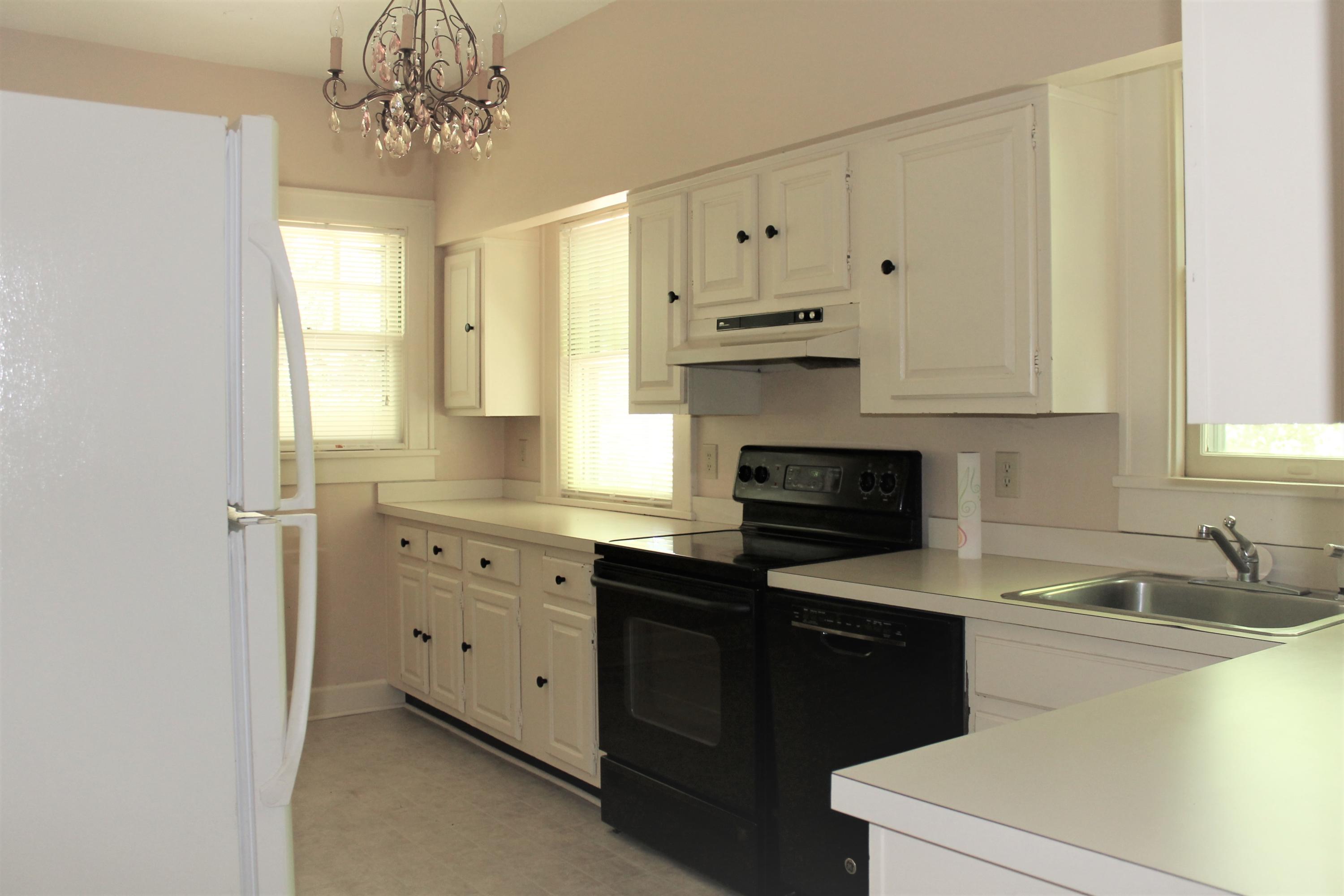 5 Everette Road Pinehurst, NC 28374 - Photo 6 of 25 Kitchen