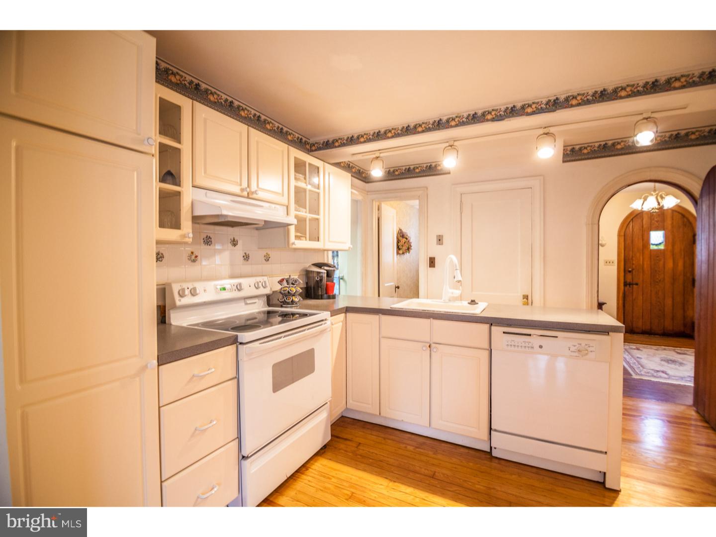 1131 Old Lancaster Road Berwyn, PA 19312 - Photo 11 of 23 Kitchen