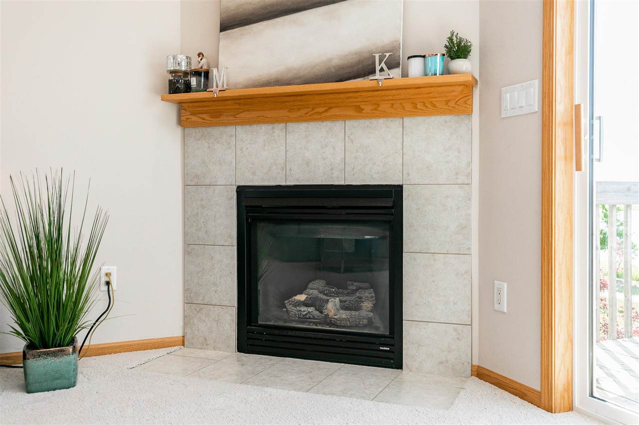 250 South Park Ridge Road North Liberty, IA 52317 - Photo 5 of 40 Gallery Image 5
