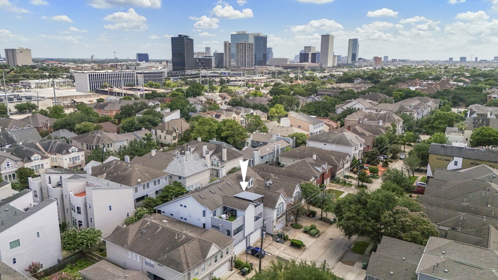 4236 Drake Street Houston, TX 77005 - Photo 41 of 43 Perfectly positioned for an easy commute, this home offers convenient access to Rice University, the Texas Medical Center and the world-class healthcare and employment opportunities it provides.
