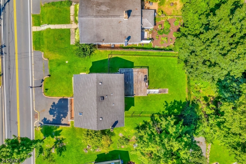 13 Hopatchung Road Hopatcong, NJ 07843 - Photo 17 of 35 Gallery Image 17