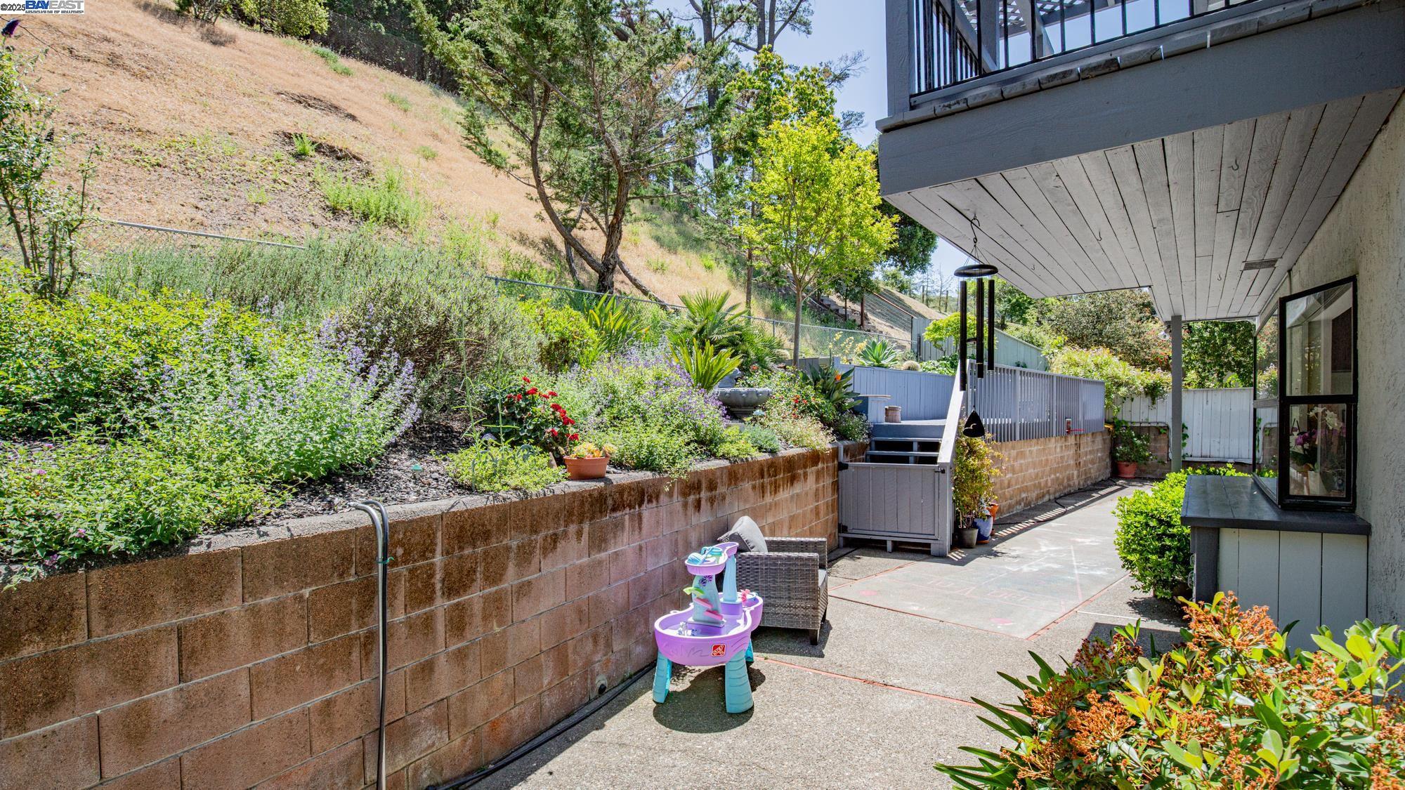 11 Oak Tree Court San Rafael, CA 94903 - Photo 48 of 56