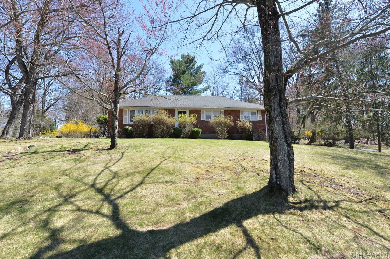 2 Augur Road Airmont, NY 10901 - Photo 1 of 34 Gallery Image 1