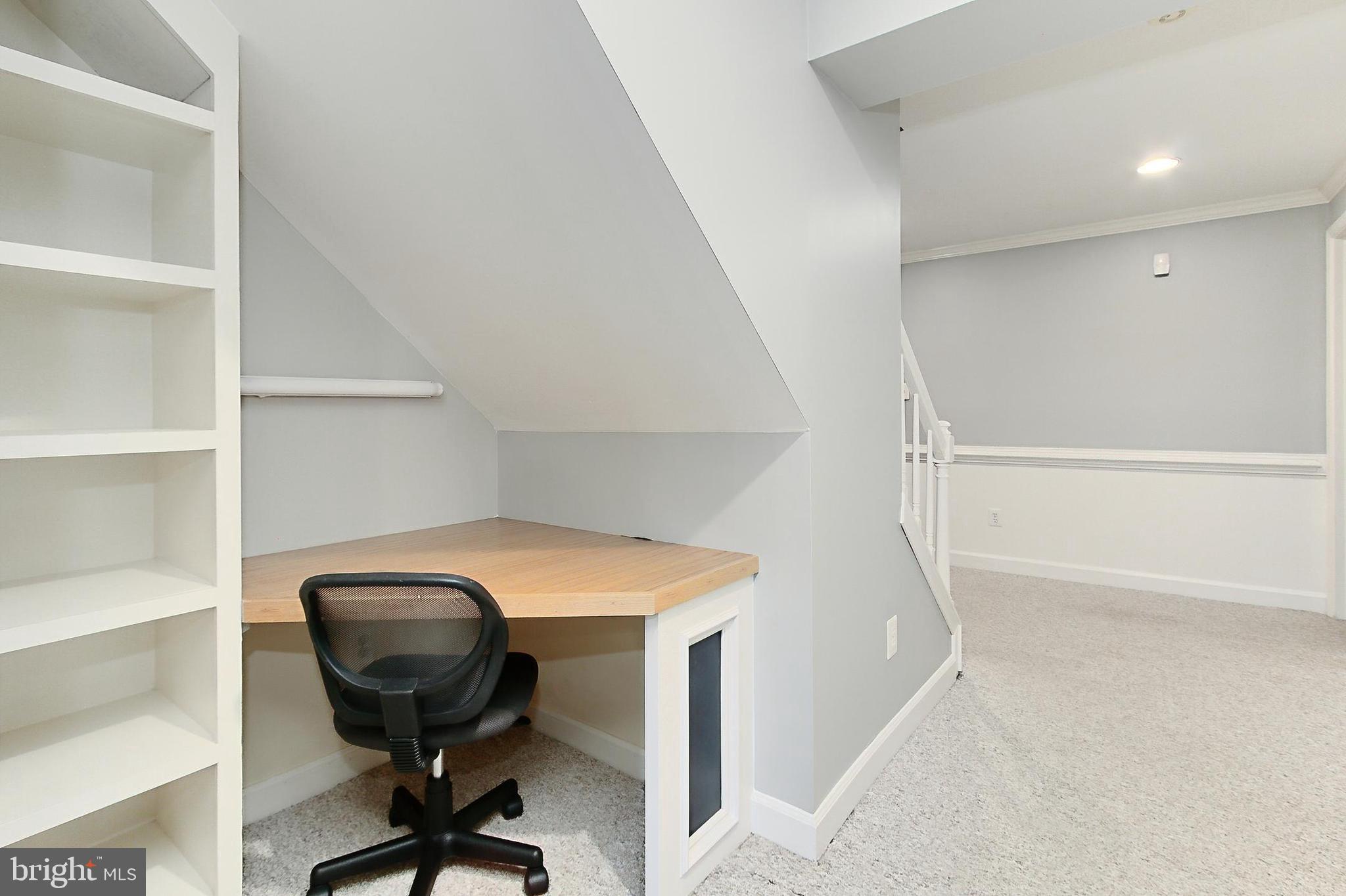 6306 Lee Forest Path Centreville, VA 20120 - Photo 39 of 49 a view of workspace with furniture