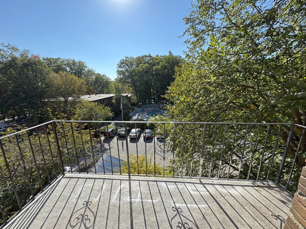 1321 Worcester Road, Unit 307 Framingham, MA 01701 - Photo 13 of 17