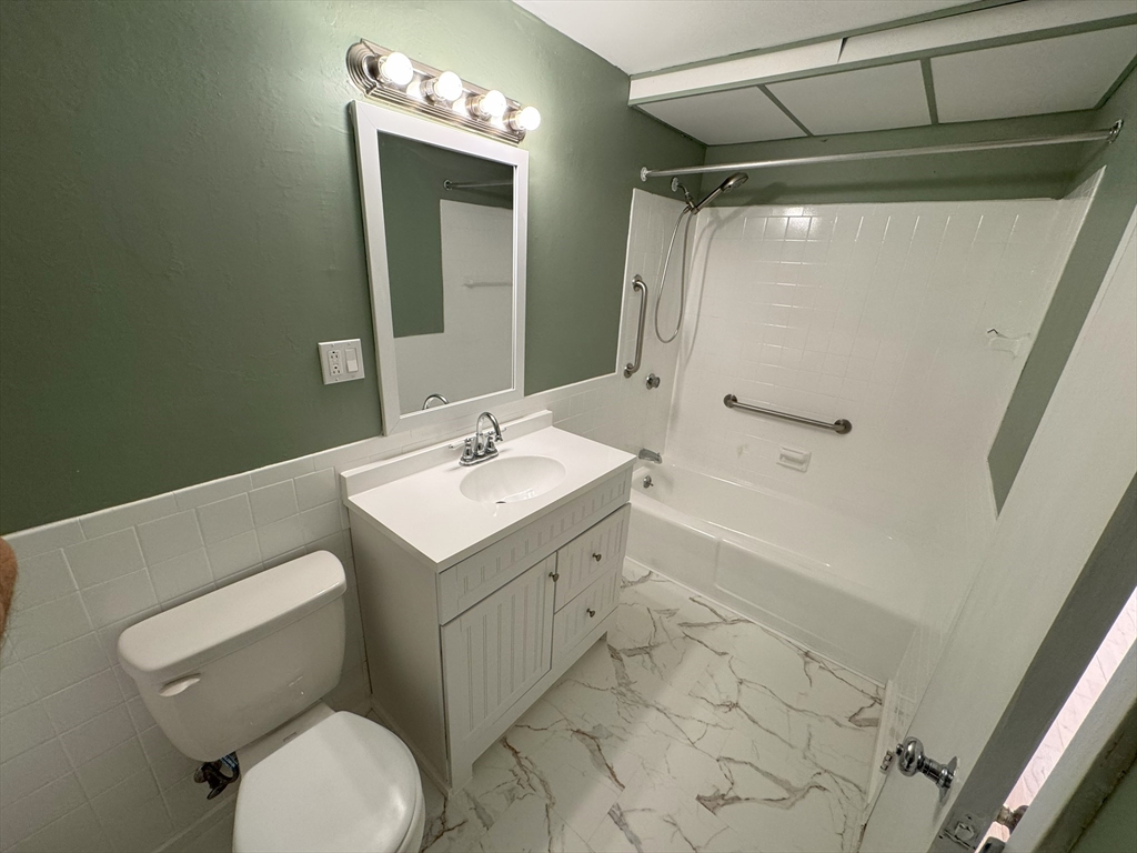 1321 Worcester Road, Unit 307 Framingham, MA 01701 - Photo 5 of 17