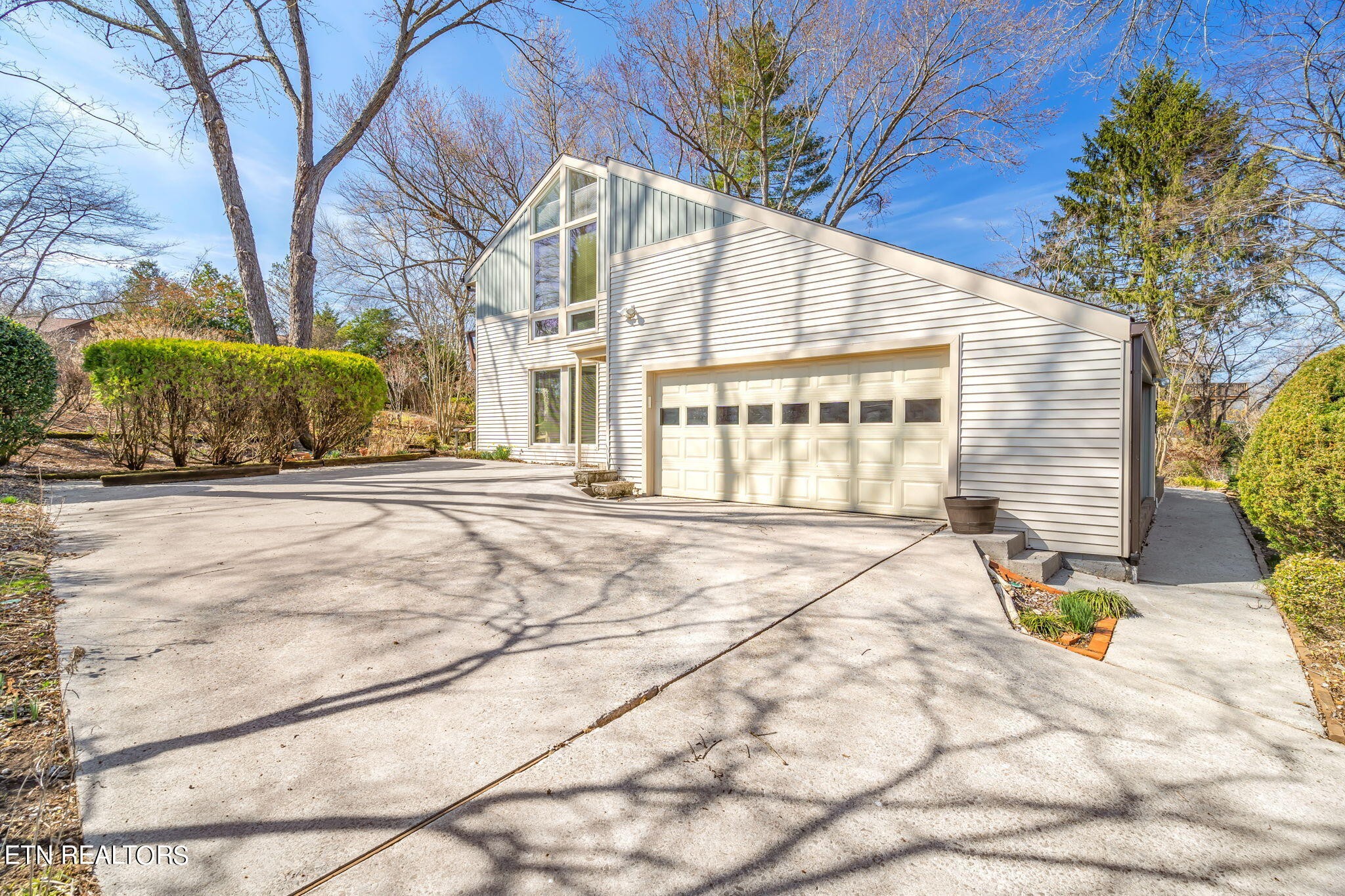 403 Orchard Knob Road Clinton, TN 37716 - Photo 36 of 42 Gallery Image 36