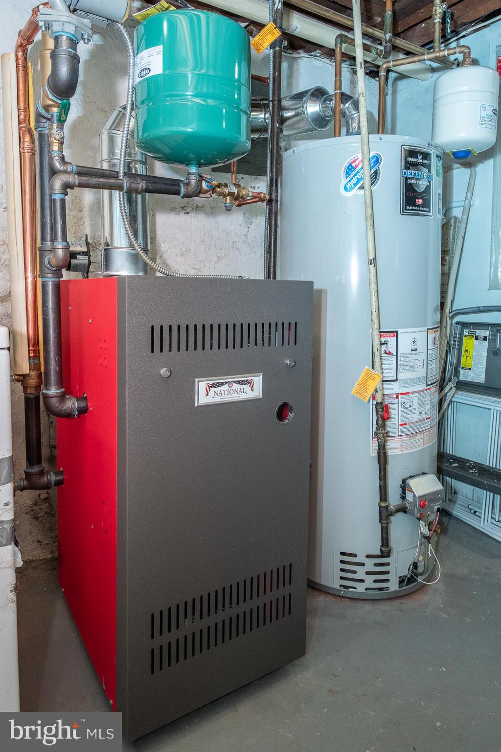 129 Henley Road Wynnewood, PA 19096 - Photo 40 of 43 NEW (3/20) heater!