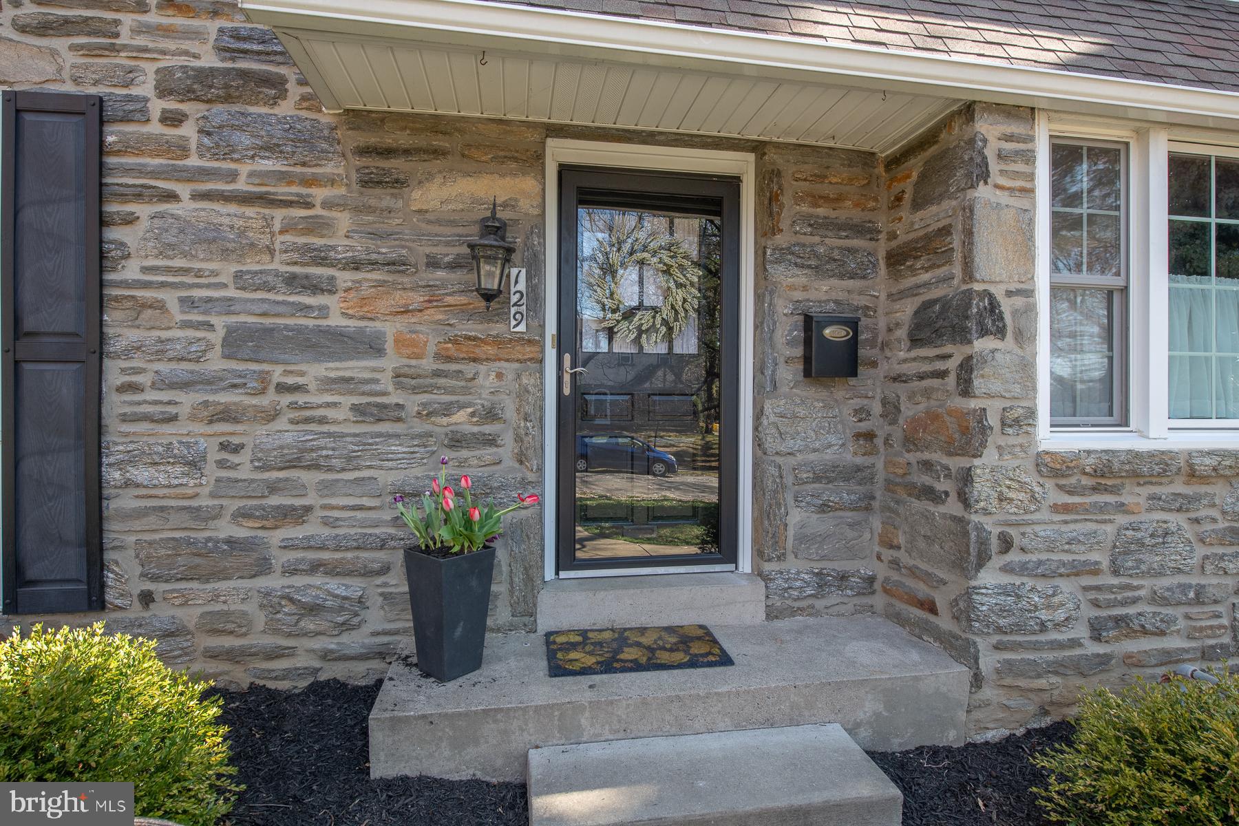 129 Henley Road Wynnewood, PA 19096 - Photo 5 of 43 Covered Entry