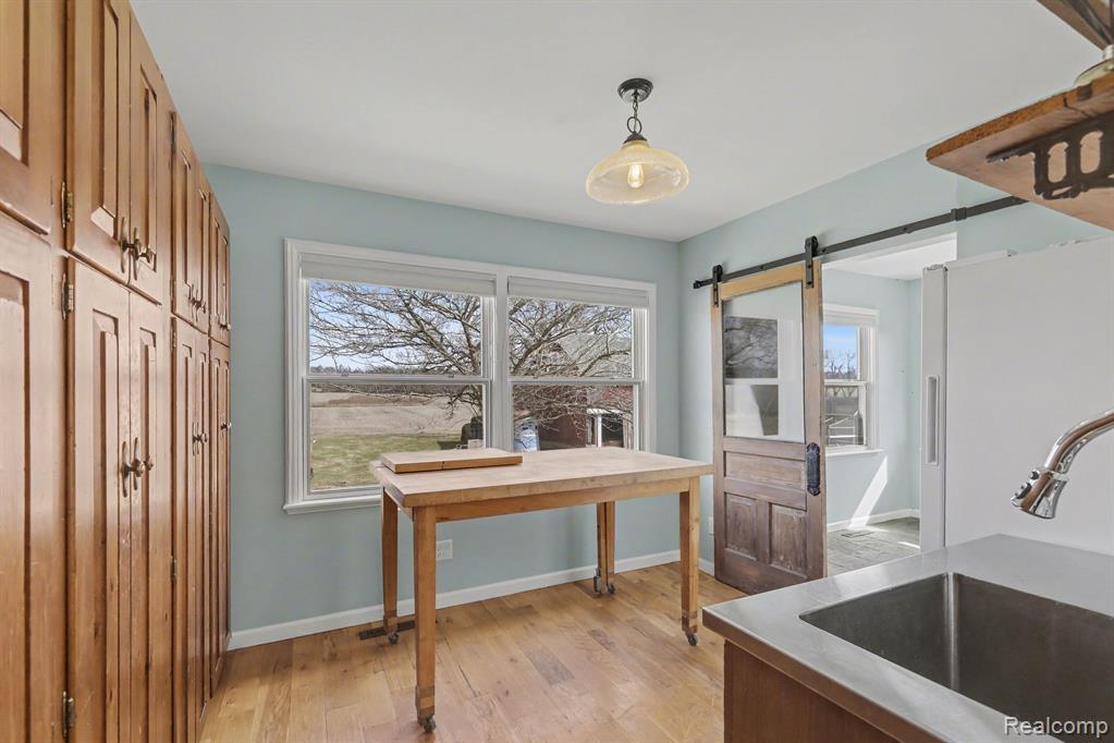 7861 Gregory Road Dexter, MI 48130 - Photo 14 of 37