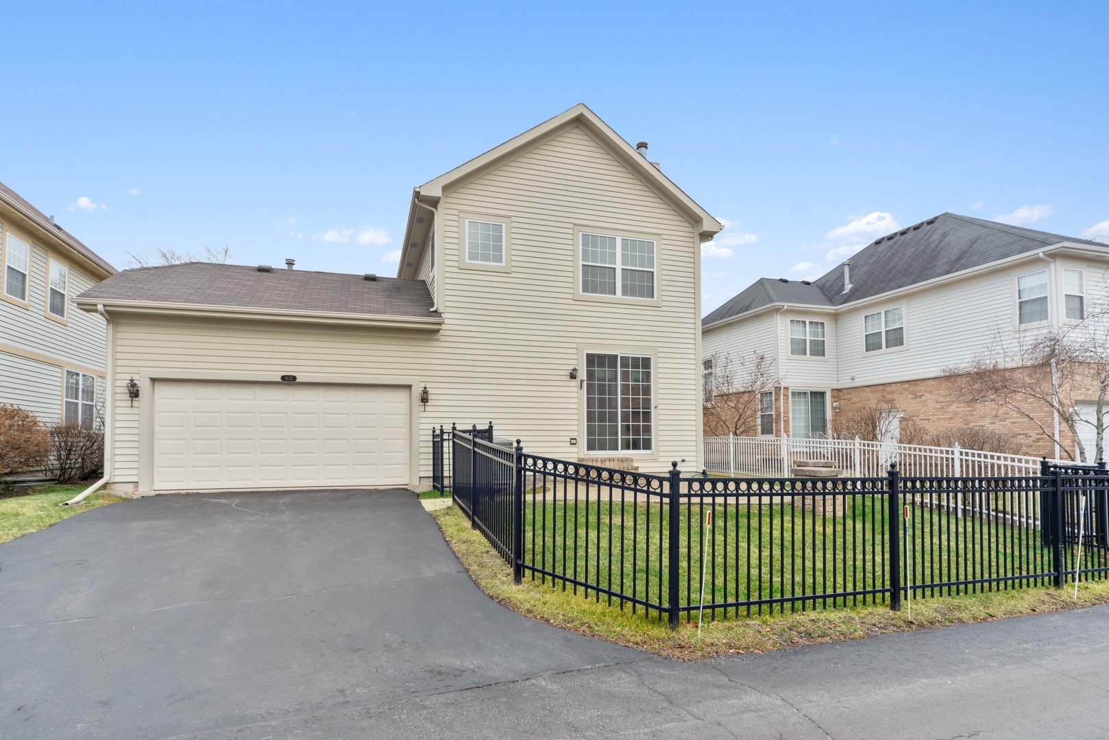 1632 Canfield Road Park Ridge, IL 60068 - Photo 22 of 22 a front view of a house with a garden