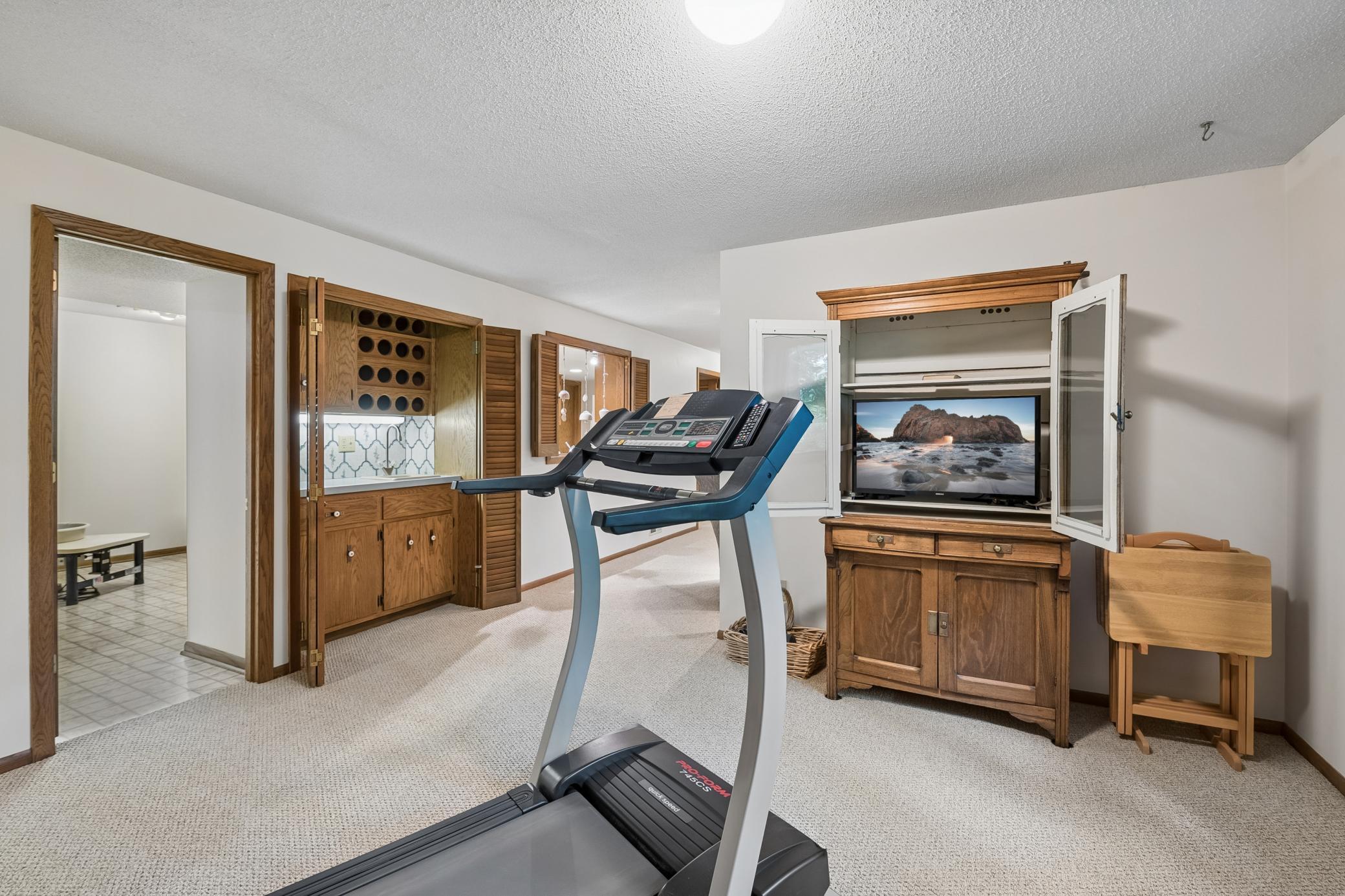 8001 Pennsylvania Road Bloomington, MN 55438 - Photo 32 of 50