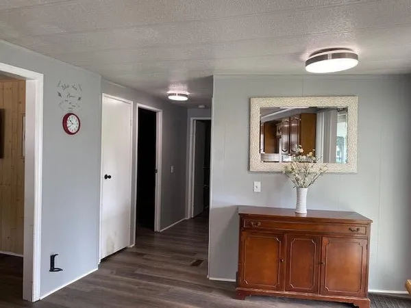 $1,750 | 8680 Highway 441, Unit BA8, Okeechobee, FL 34974