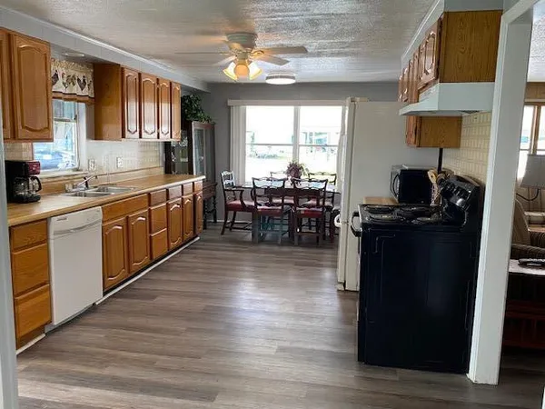 $1,750 | 8680 Highway 441, Unit BA8, Okeechobee, FL 34974