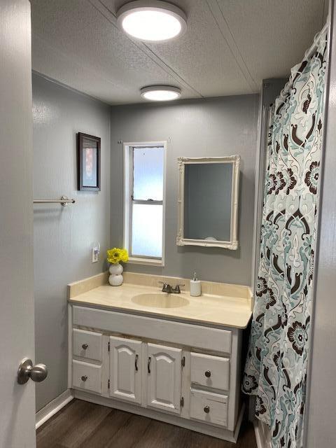 8680 Highway 441, Unit BA8 Okeechobee, FL 34974 - Photo 18 of 18 Hall Bath