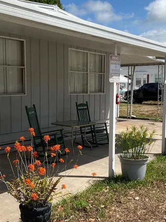 $1,750 | 8680 Highway 441, Unit BA8, Okeechobee, FL 34974