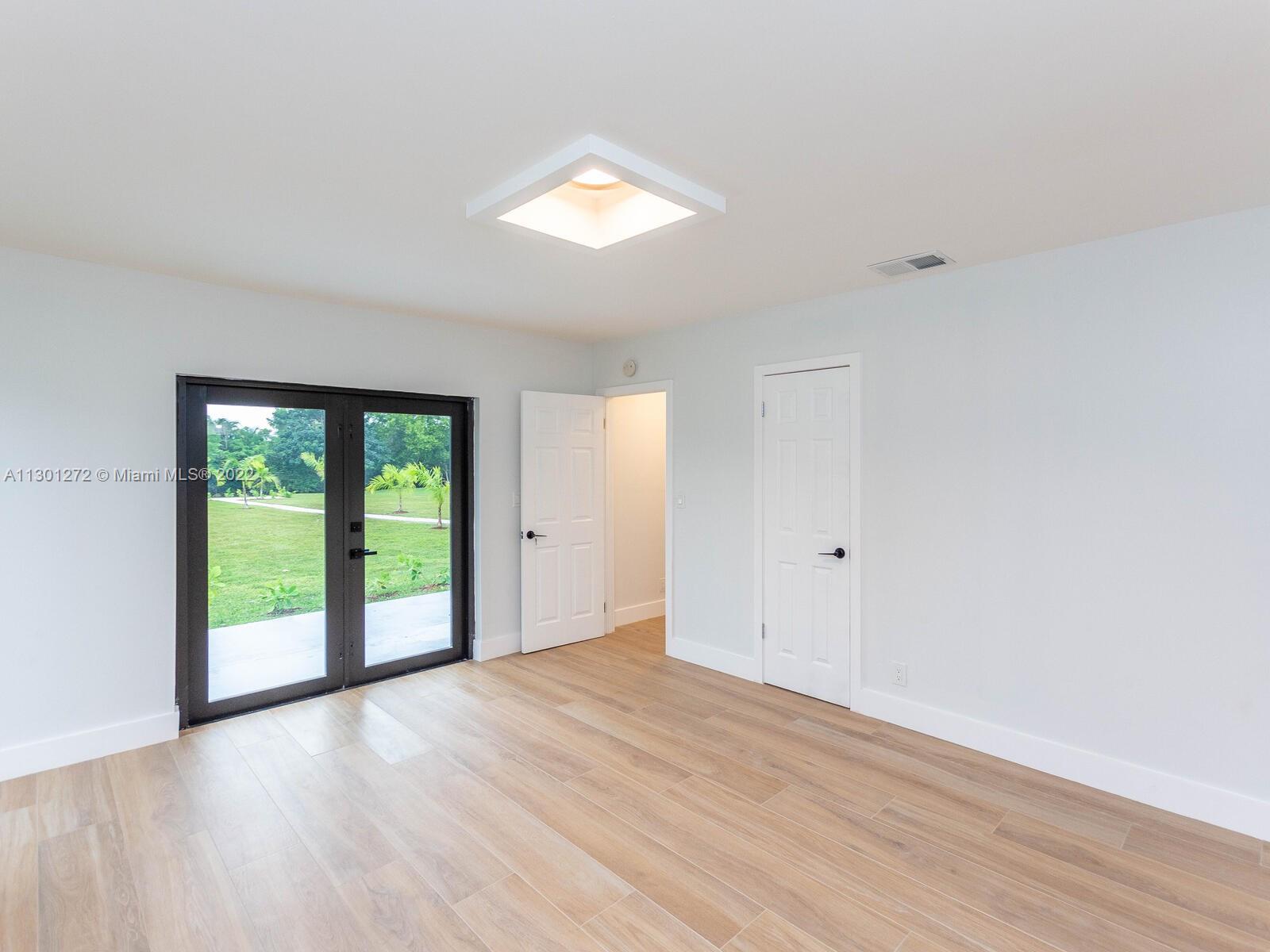 5521 Southwest 164th Terrace Southwest Ranches, FL 33331 - Photo 28 of 72 Gallery Image 28