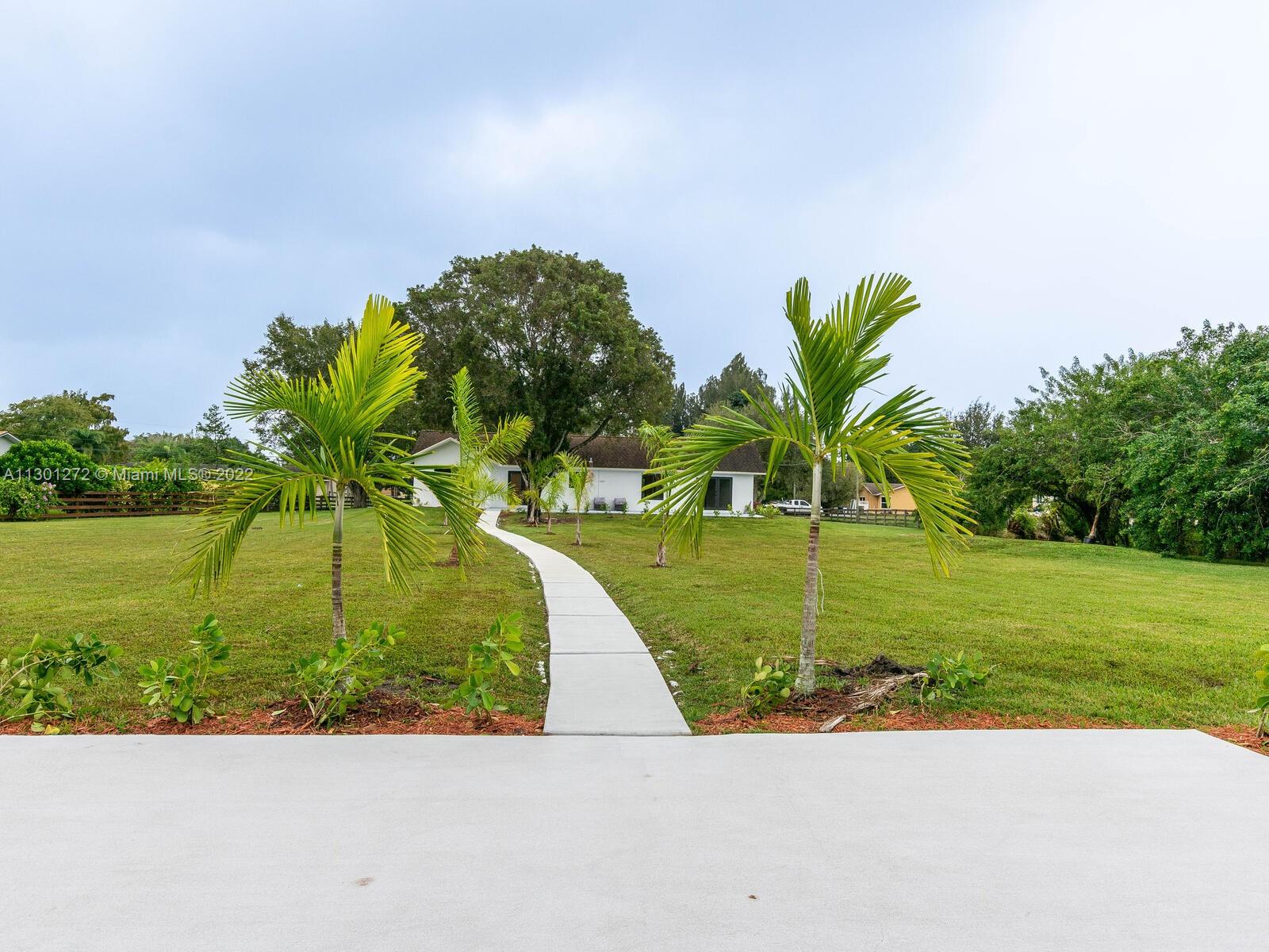 5521 Southwest 164th Terrace Southwest Ranches, FL 33331 - Photo 53 of 72 Gallery Image 53