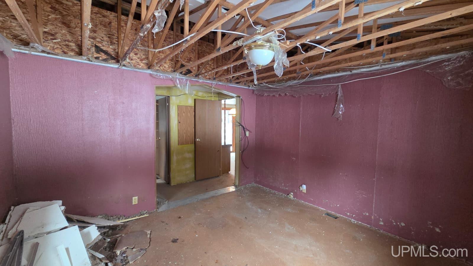 7122 Maple Grove Road Munising, MI 49862 - Photo 21 of 44
