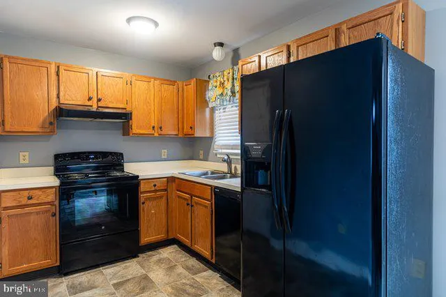 $220,000 | 1938 Clinton Avenue, Chambersburg, PA 17201