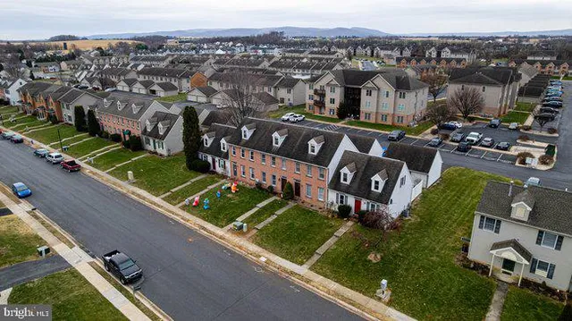 $220,000 | 1938 Clinton Avenue, Chambersburg, PA 17201