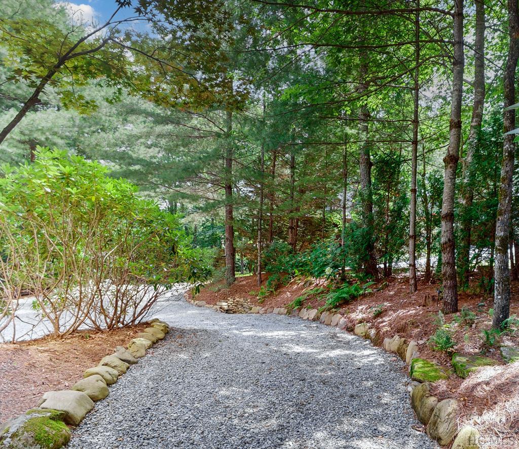 414 Deer Run Road Sapphire, NC 28774 - Photo 52 of 68 Gallery Image 52