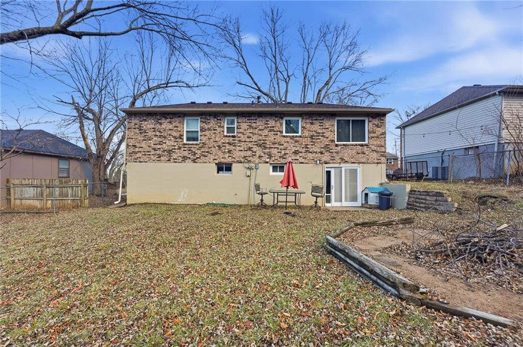 2908 Northwest Canterbury Road Blue Springs, MO 64015 - Photo 26 of 31