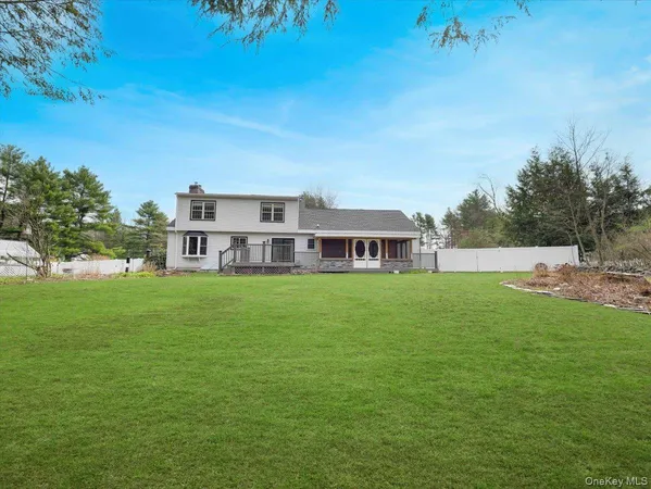 $565,000 | 8 Coriander Drive, Fort Edward, NY 12828