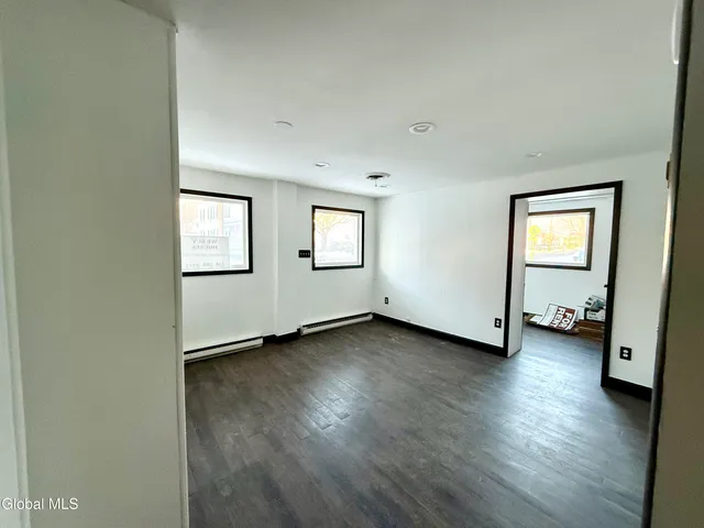 $500 | 734 Hudson Avenue, Unit 1, Stillwater, NY 12170