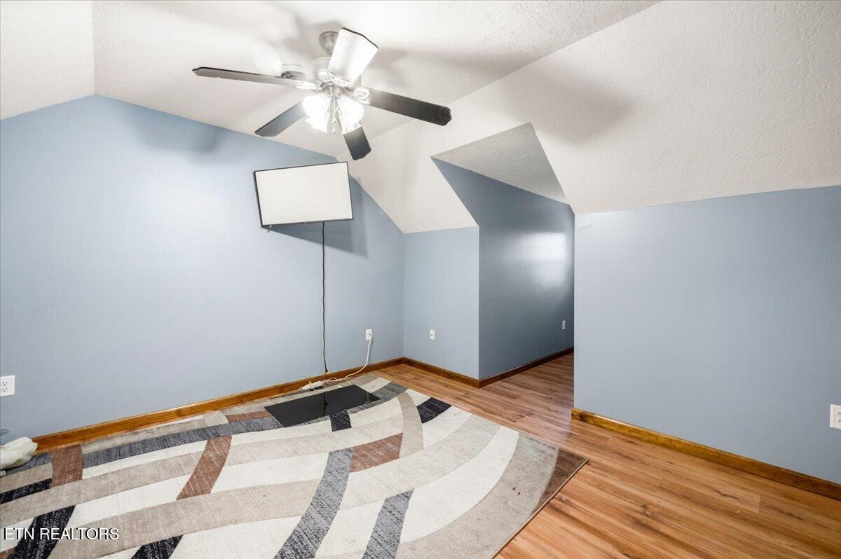 216 Mountain Road New Tazewell, TN 37825 - Photo 19 of 44 25-216 Mountain Rd