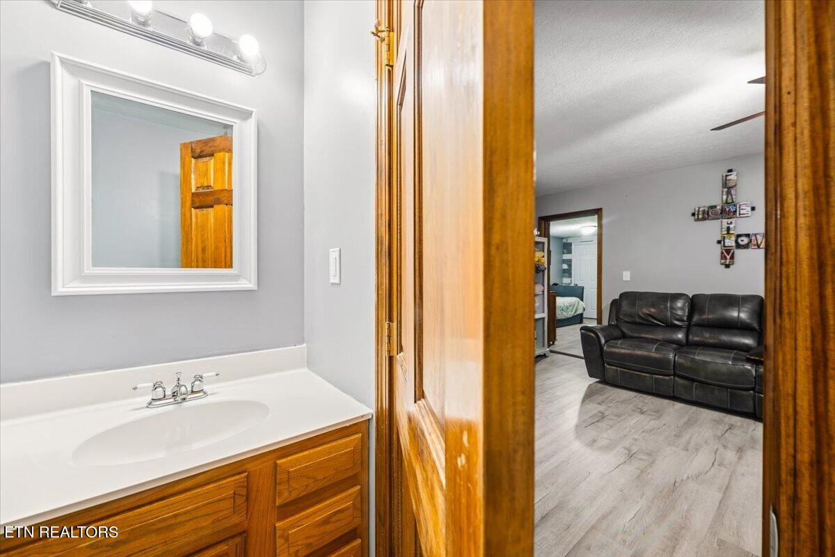 216 Mountain Road New Tazewell, TN 37825 - Photo 38 of 44 45-216 Mountain Rd