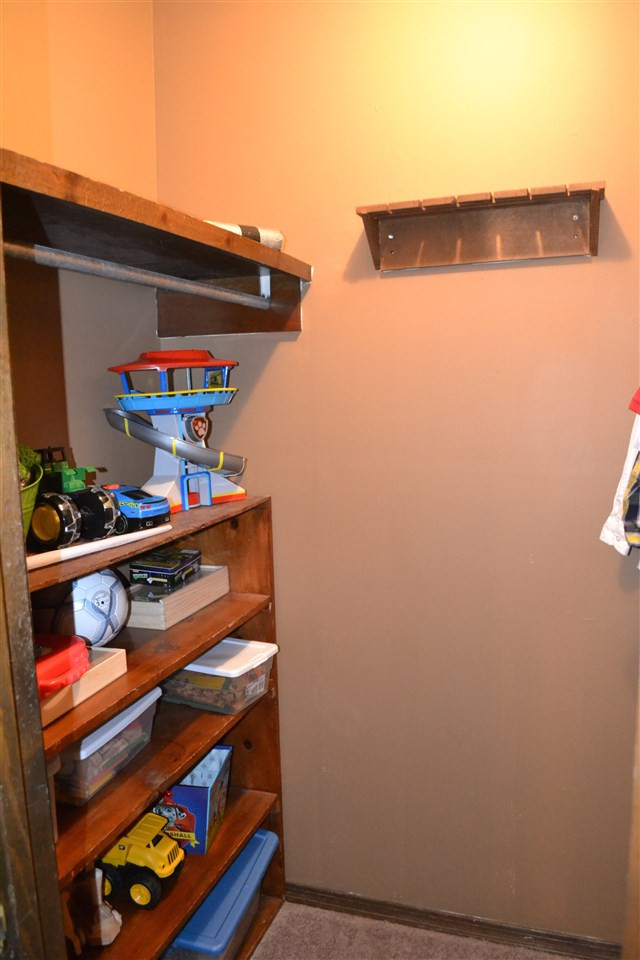 129 Scotland Road Clinton, MS 39056 - Photo 27 of 40 All bedrooms have large walk-ins closets
