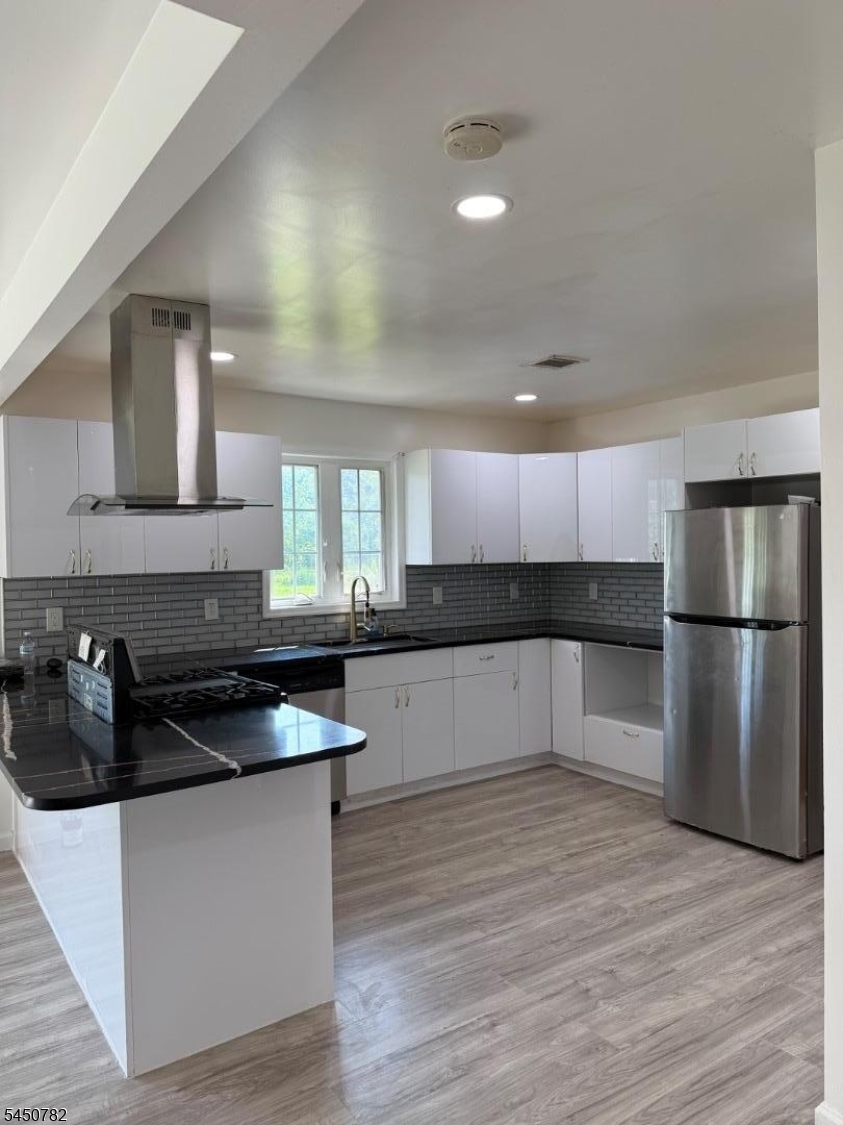 68 Ellison Road Somerset, NJ 08873 - Photo 4 of 19 Gallery Image 4