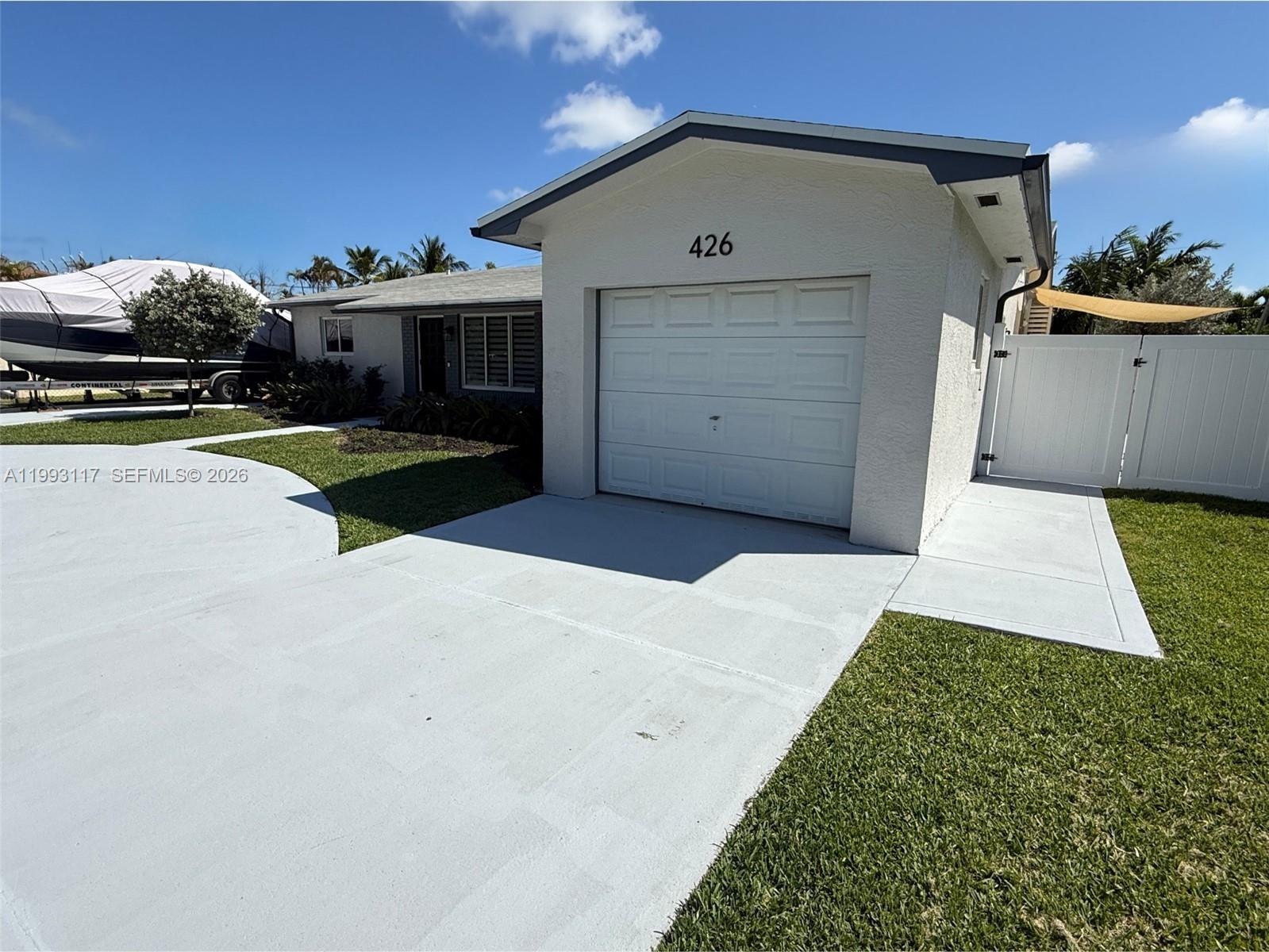 426 Southeast 3rd Street Dania Beach, FL 33004 - Photo 25 of 41